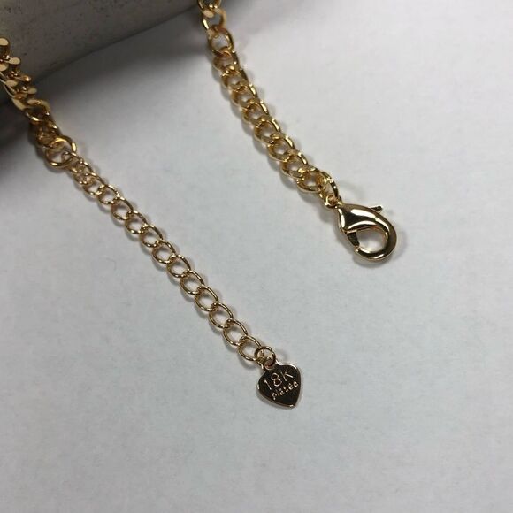 COPY - NEW 18k Gold Cuban Chain Necklace - Picture 5 of 6